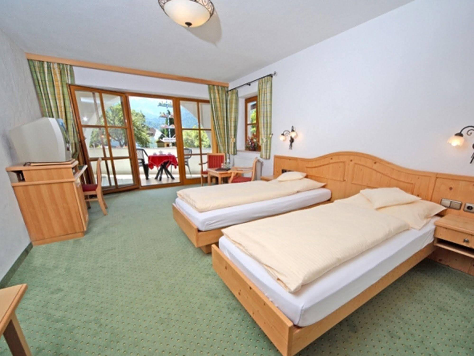 Hotel Schatten Γκάρμις-Παρτενκίρχεν Εξωτερικό φωτογραφία